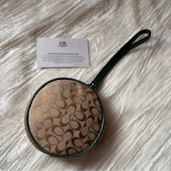 NEW Coach 60874 SEAHORSE Signature Zip Around Wristlet Wallet Clutch Keychain 4" - Picture 4 of 15